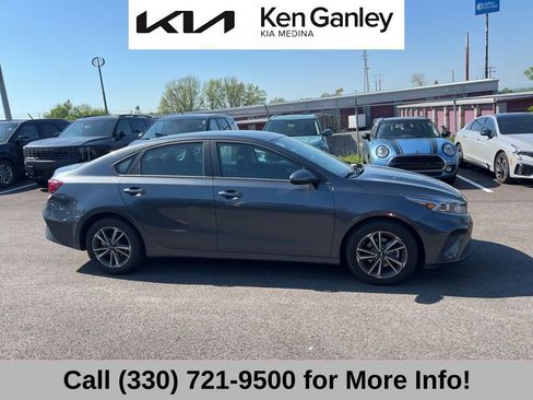 Certified 2024 Kia Forte LXS w/ LXS Technology Package FWD image 5