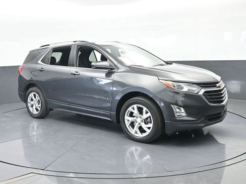Used 2020 Chevrolet Equinox LT image 8