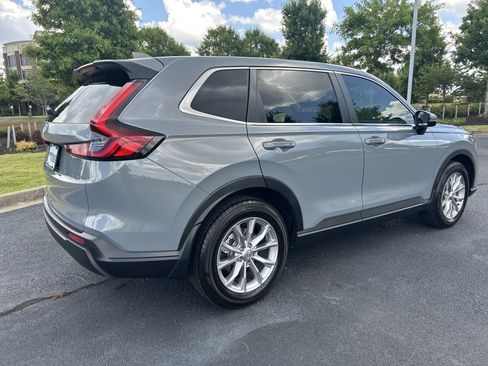 Used 2024 Honda CR-V EX image 9