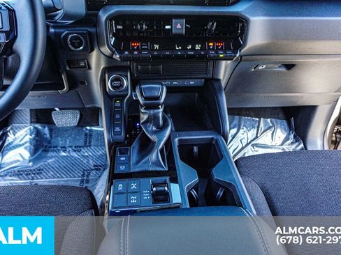 Used 2024 Toyota Land Cruiser image 40