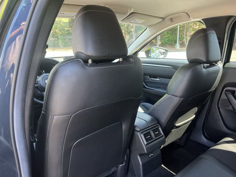 Used 2024 MAZDA CX-50 AWD 2.5 S w/ Preferred Package image 18