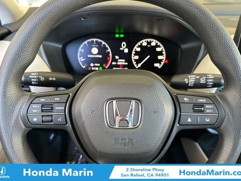 Used 2025 Honda HR-V LX image 28
