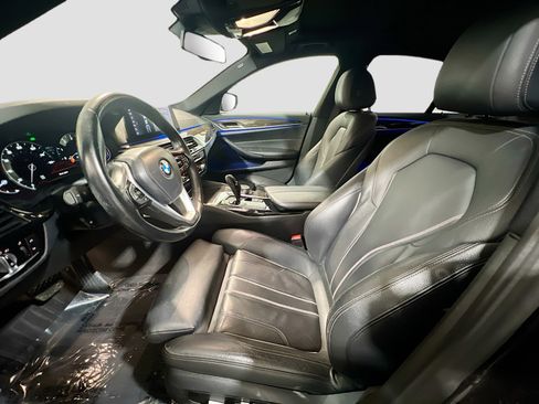 Used 2018 BMW 530i image 15