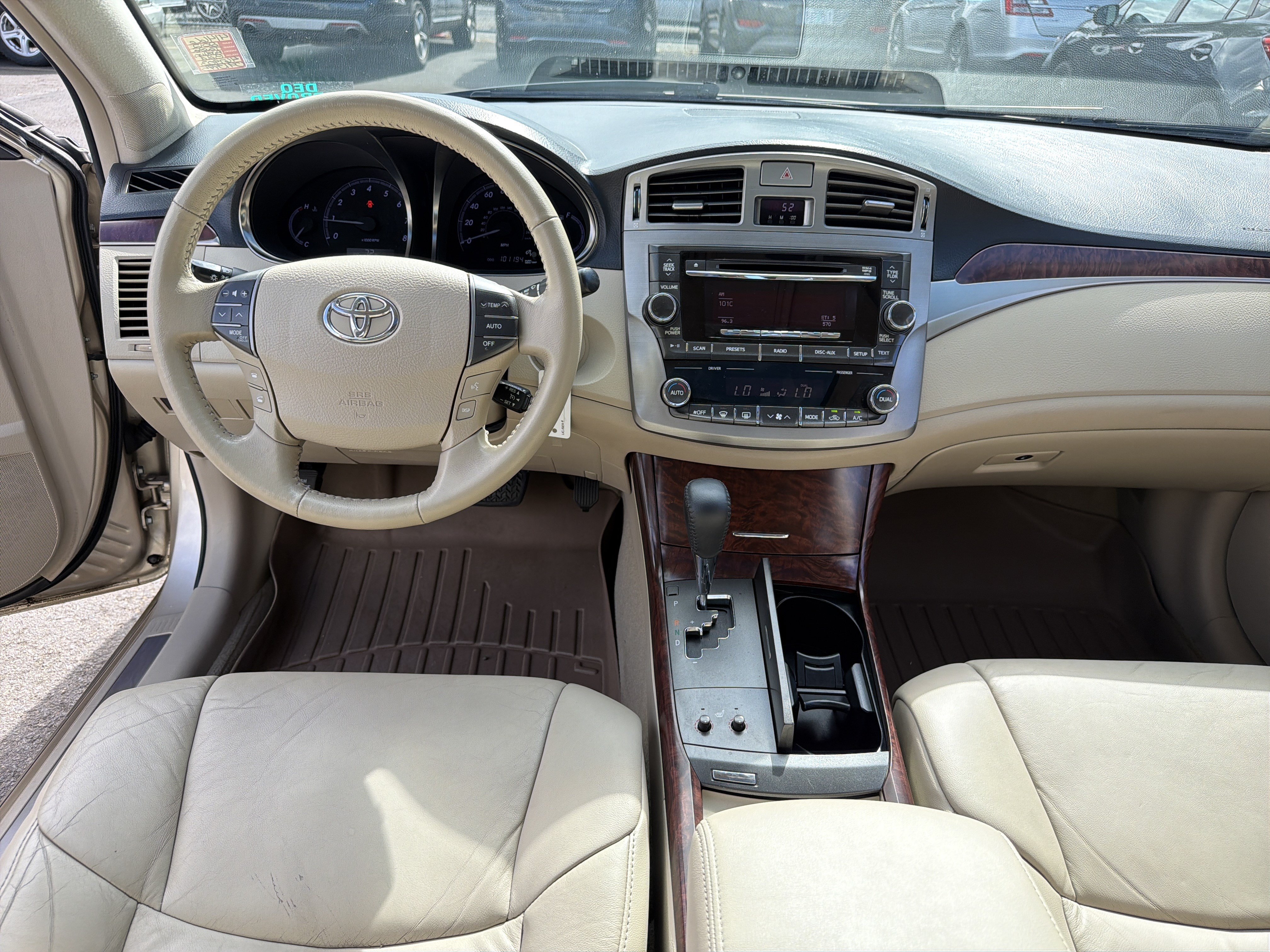 Used 2012 Toyota Avalon FWD image 9