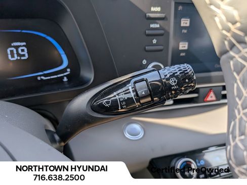 Certified 2025 Hyundai Elantra Sport FWD image 25