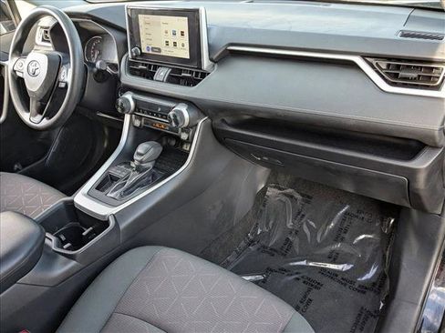 Used 2024 Toyota RAV4 XLE image 21