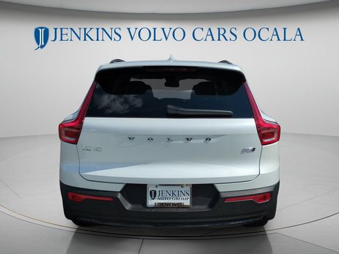 New 2026 Volvo XC40 B5 Ultra AWD/4WD image 4