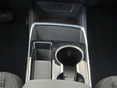 Certified 2025 Chevrolet Equinox LT image 22