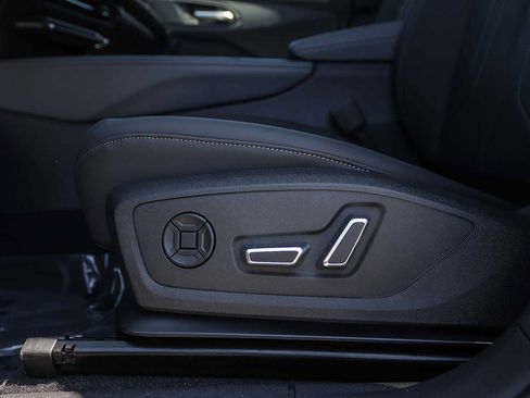 New 2026 Audi Q3 quattro 2.0T AWD/4WD image 26