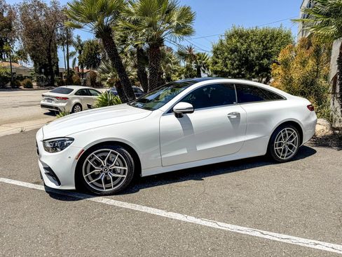 Used 2022 Mercedes-Benz E 450 4MATIC Coupe w/ AMG Line image 6