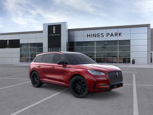 New 2026 Lincoln Corsair Premiere image 7