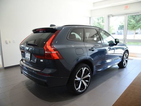 Used 2024 Volvo XC60 T8 Ultimate w/ Protection Package Premier AWD/4WD image 3