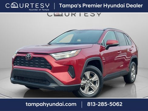 Used 2024 Toyota RAV4 XLE image 1