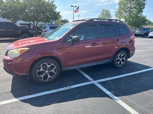 Used 2015 Subaru Forester 2.5i w/ Alloy Wheel Package AWD/4WD image 13