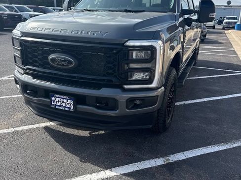 Used 2025 Ford F350 Lariat w/ Black Appearance Package AWD/4WD image 8