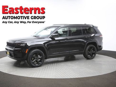 Used 2023 Jeep Grand Cherokee L Laredo image 60