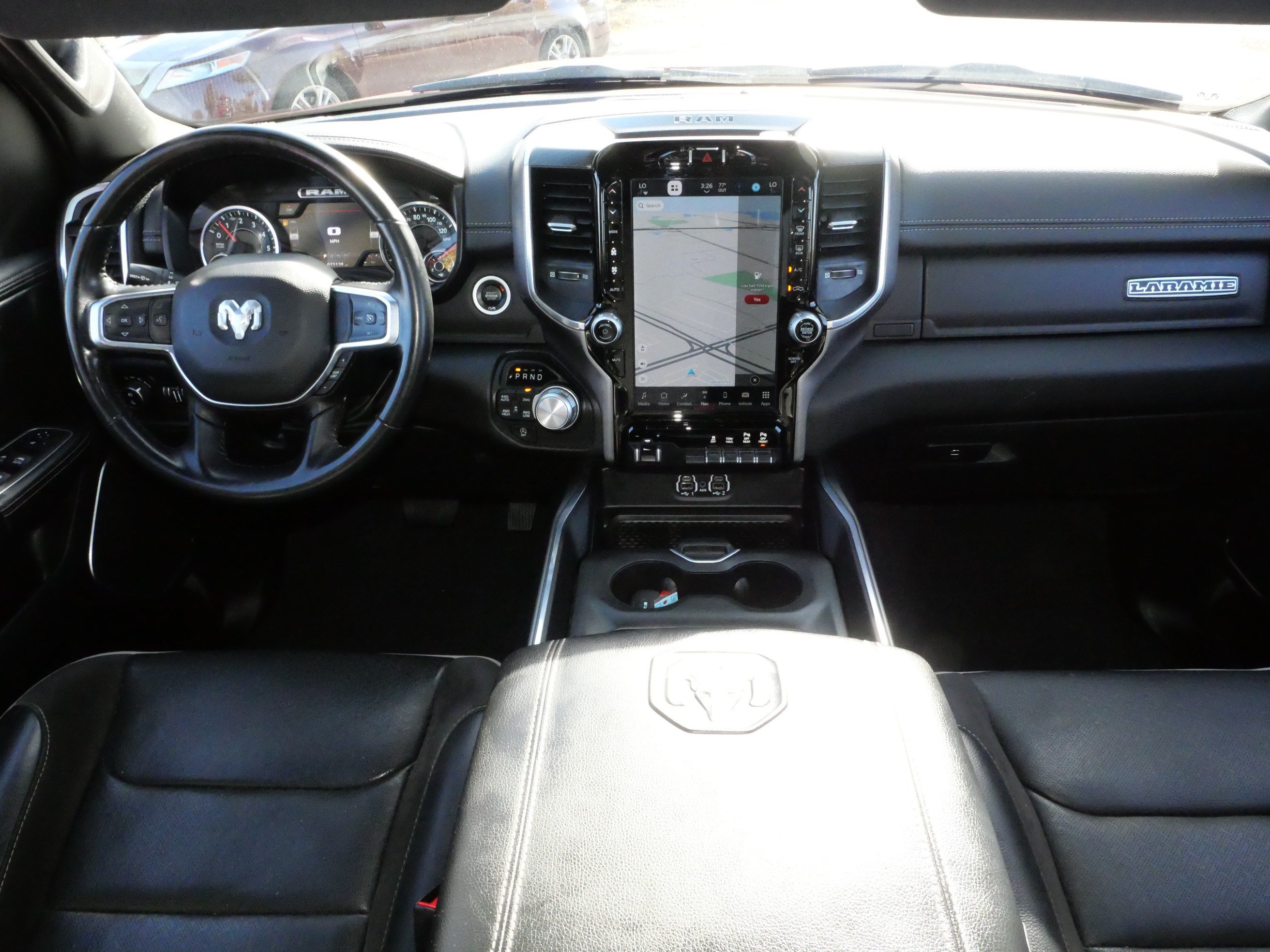 Used 2023 RAM 1500 Laramie AWD/4WD image 10
