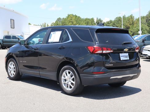 Used 2022 Chevrolet Equinox LT FWD image 7