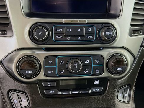 Used 2018 Chevrolet Tahoe LT AWD/4WD image 17