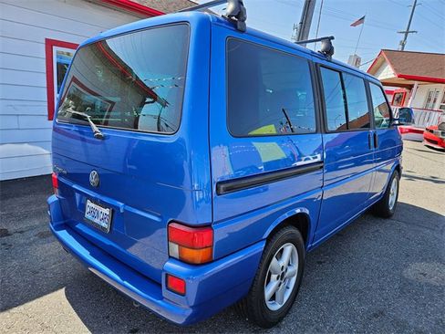 Used 2002 Volkswagen Eurovan GLS image 3