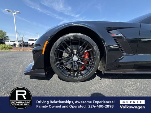 Used 2019 Chevrolet Corvette Z06 w/ Battery Protection Package RWD image 12