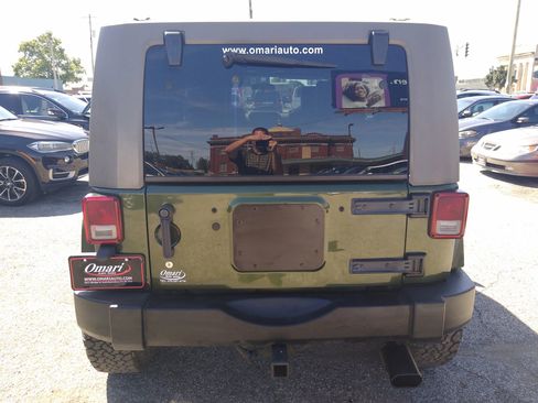 Used 2008 Jeep Wrangler Unlimited Sahara image 8