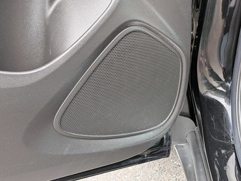 Certified 2022 Buick Encore GX Preferred FWD image 22