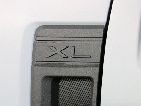 New 2025 Ford Maverick XL w/ Equipment Group 101A image 9