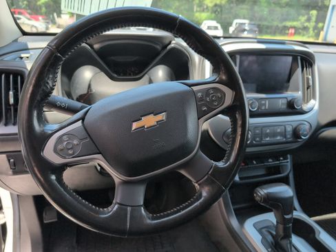 Used 2019 Chevrolet Colorado LT RWD image 13