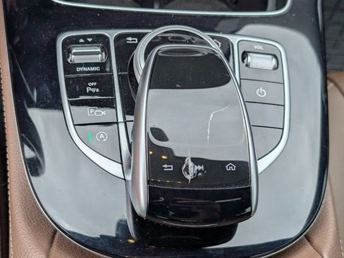 Used 2018 Mercedes-Benz E 300 4MATIC image 18