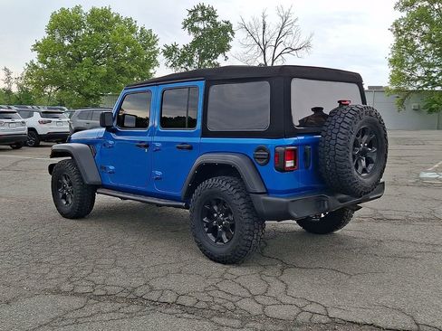 Used 2022 Jeep Wrangler Unlimited Sport AWD/4WD image 7