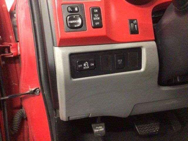 Used 2012 Toyota Tundra 4x4 CrewMax w/ Tow Pkg image 16