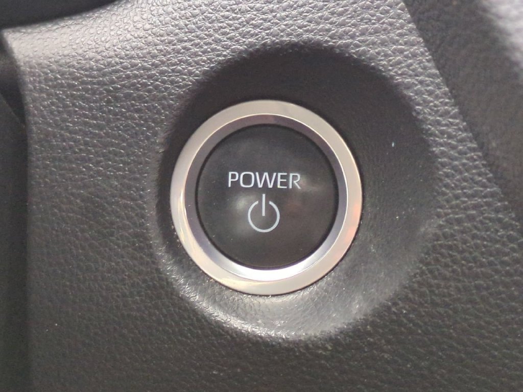 Used 2023 Toyota Corolla Cross AWD Hybrid image 33