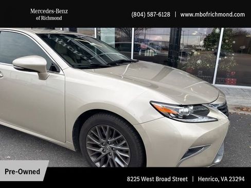 Used 2018 Lexus ES 350 w/ Navigation System Package image 4