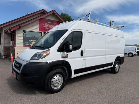 Used 2021 RAM ProMaster 2500 FWD image 4