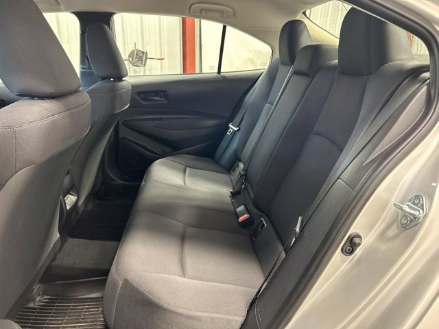 Used 2025 Toyota Corolla LE FWD image 16