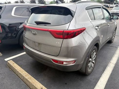 Used 2019 Kia Sportage EX w/ EX Premium Package AWD/4WD image 4