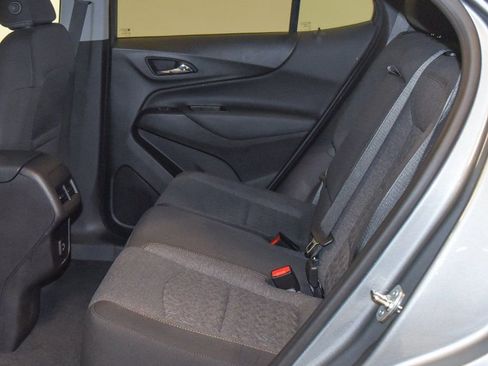 Used 2024 Chevrolet Equinox LT image 4