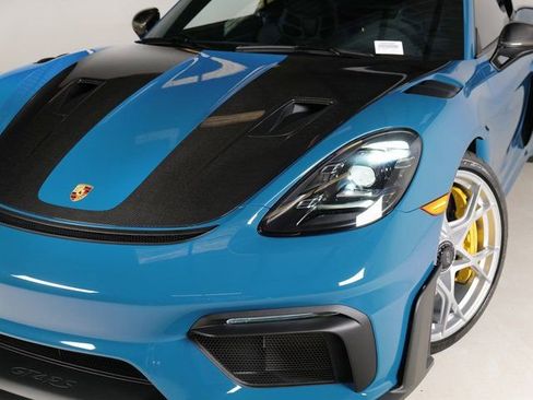 Certified 2025 Porsche 718 Cayman GT4 RS RWD image 28