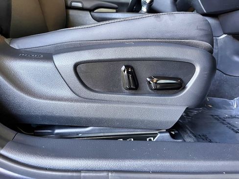 Used 2023 Lexus UX 250h AWD w/ Premium Package image 35