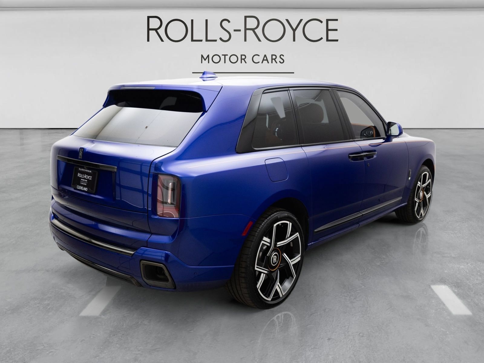 New 2027 Rolls-Royce Cullinan Black Badge AWD/4WD image 10