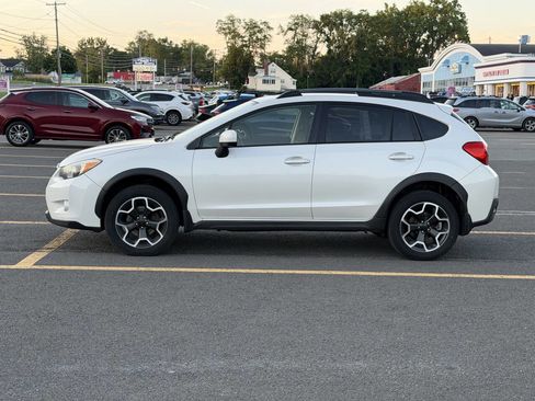 Used 2014 Subaru Crosstrek 2.0i Premium w/ Moonroof Package AWD/4WD image 8