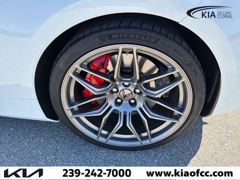 Used 2025 Chevrolet Corvette Z06 w/ Battery Protection Package image 13