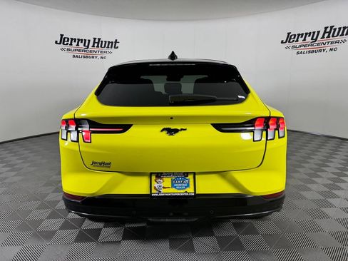 Used 2025 Ford Mustang Mach-E Premium w/ Sport Appearance Package AWD/4WD image 7