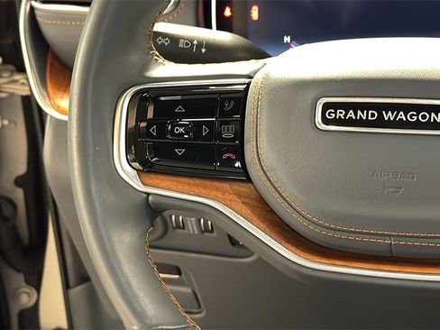 Used 2022 Jeep Grand Wagoneer Series II image 23