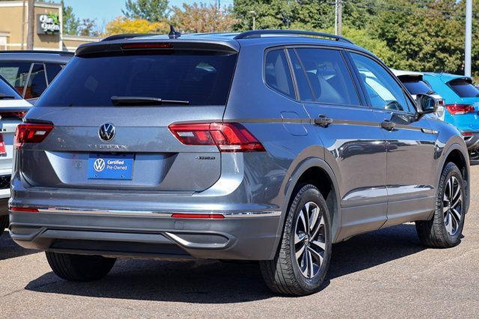Used 2023 Volkswagen Tiguan S w/ Driver Assistance Package AWD/4WD image 6