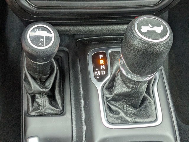 Used 2021 Jeep Wrangler Sport AWD/4WD image 20