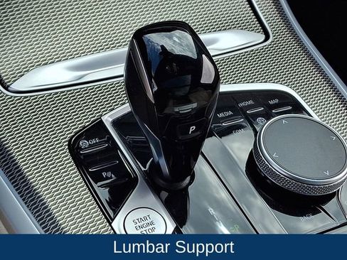 Used 2022 BMW X5 xDrive40i w/ M Sport Package image 11