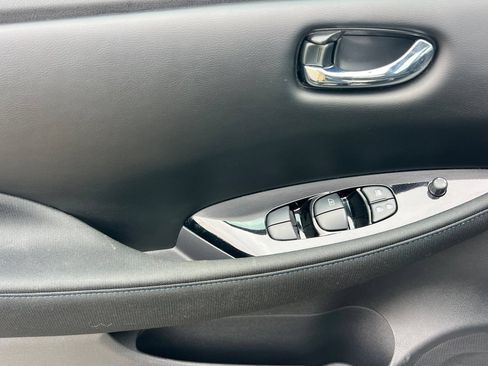 Certified 2024 Nissan Leaf SV Plus FWD image 11