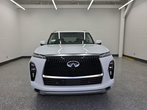 New 2026 INFINITI QX80 Luxe AWD/4WD image 8